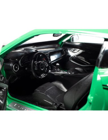 Modelo a Escala Chevrolet Camaro SS 1LE 2017 Muscle Americano