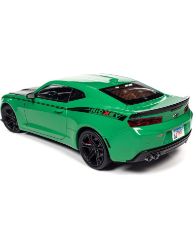 Modelo a Escala Chevrolet Camaro SS 1LE 2017 Muscle Americano
