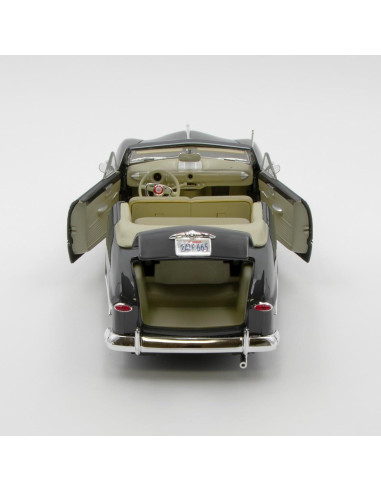 Coche de Juguete Diecast 1949 Ford Convertible Gris Maisto