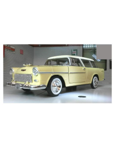 Modelo Diecast Chevrolet Nomad 1955 MotorMax 1/24 Verde