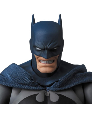 Figura de Acción Batman Hush Medicom MAFEX 15 cm