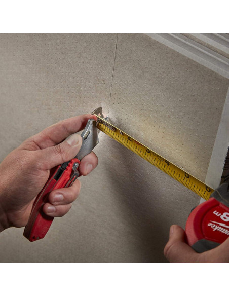 Cinta Métrica Compacta Pro Milwaukee 8m Modelo C8/25 Cinta Métrica Compacta Pro Milwaukee 8m Modelo C8/25