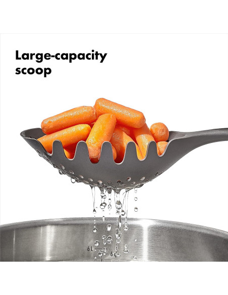 Cucharón Colador para Pasta OXO Good Grips Gris 34 cm Cucharón Colador para Pasta OXO Good Grips Gris 34 cm