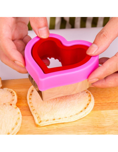 Juego de Cortadores de Galletas Corazón BYkooc 8 Piezas