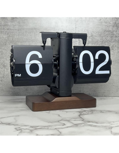 Reloj Digital de Mesa Itigoitie de Madera de Nogal 21x14 cm
