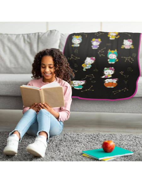 Manta de Forro Hello Kitty Jay Franco 101.6x127 cm Suave Manta de Forro Hello Kitty Jay Franco 101.6x127 cm Suave