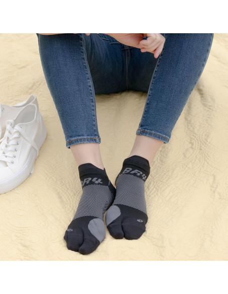 Calcetines Alivio Juanetes OrthoSleeve - Dedo Separado, Negro Calcetines Alivio Juanetes OrthoSleeve - Dedo Separado, Negro