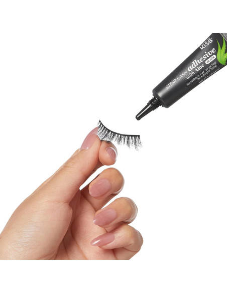Adhesivo para Pestañas Negras Kiss con Aloe 7.1g Libre de Formaldehído Adhesivo para Pestañas Negras Kiss con Aloe 7.1g Libre de Formaldehído