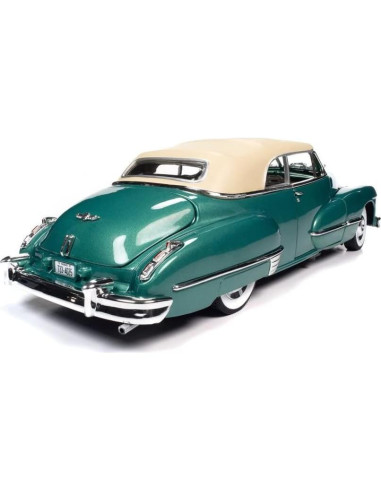 Coche Diecast 1947 Cadillac Series 62 Verde 1/18 Auto World