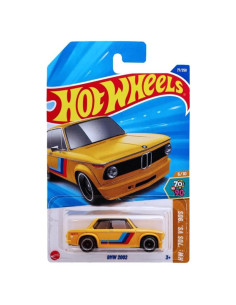 Hot Wheels BMW 2002 Amarillo 1:64 - Serie '70s VS. '90s