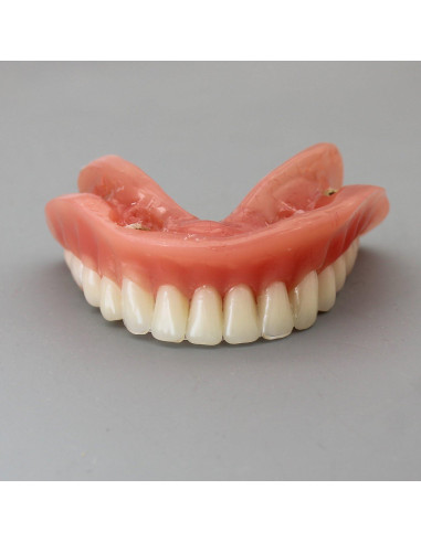 Modelo Dental Sobredentadura Inferior Smile1000 4 Implantes
