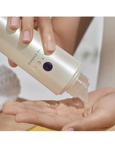 Suero Hidratante Tatcha La Esencia 150ml con Té Verde
