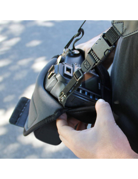 Funda para cámara DSLR USA GEAR Neopreno Negro con Accesorios Funda para cámara DSLR USA GEAR Neopreno Negro con Accesorios
