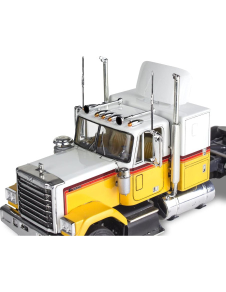 Kit de Construcción Revell 17471 Chevy Bison 1:32 70 Piezas Kit de Construcción Revell 17471 Chevy Bison 1:32 70 Piezas