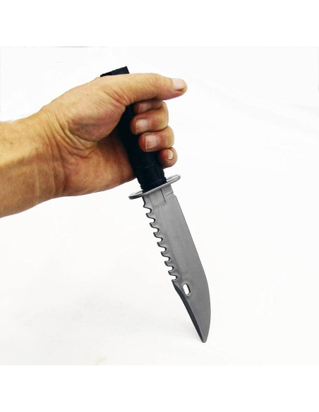 2 Dagas de Plástico Yomeno para Disfraz y Halloween 26.67 cm 2 Dagas de Plástico Yomeno para Disfraz y Halloween 26.67 cm