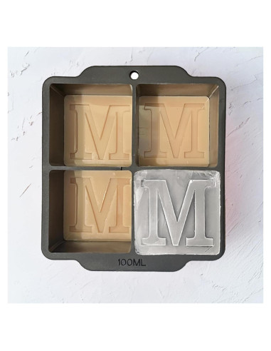 Molde de Hielo Personalizado Letra M CocoWeddings 5.08 cm