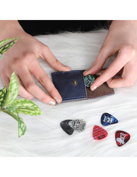 Funda de Anillo de Cuero Azul TheAntiq - Hecha a Mano, Compacta Funda de Anillo de Cuero Azul TheAntiq - Hecha a Mano, Compacta