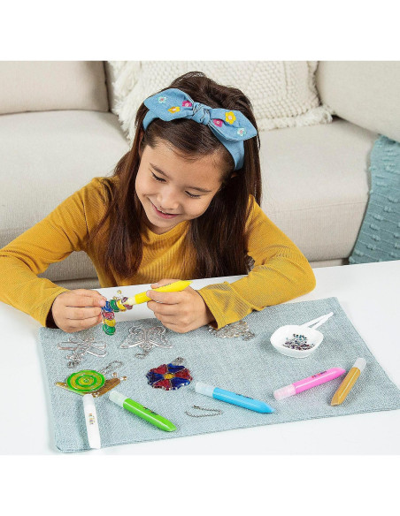 Kit de Manualidades Fun Express - Llaveros Insectos y Flores Kit de Manualidades Fun Express - Llaveros Insectos y Flores