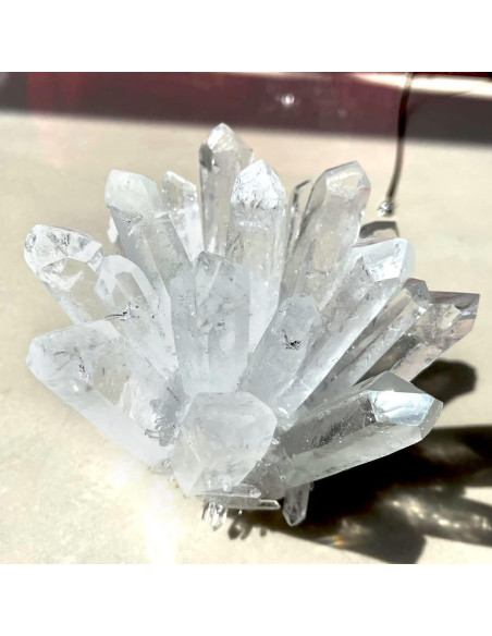 Cúmulo de Cristal Natural Cuarzo Claro 0.99 kg Adorno Sanador Cúmulo de Cristal Natural Cuarzo Claro 0.99 kg Adorno Sanador