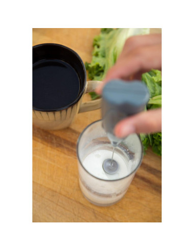 Espumador de Leche Eléctrico Zyliss - Mezclador Rojo para Café