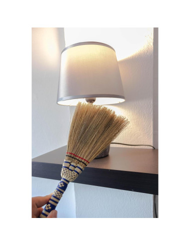 Escoba de Mano SKENNOVA Duster - Hierba Kong y Bambú 27.9 cm