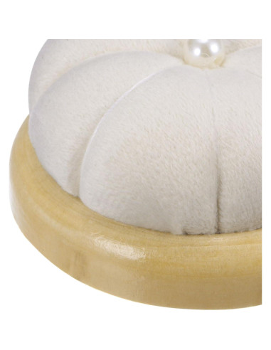 Base de Madera HARFINGTON Almohadilla para Agujas Crema 7.2cm