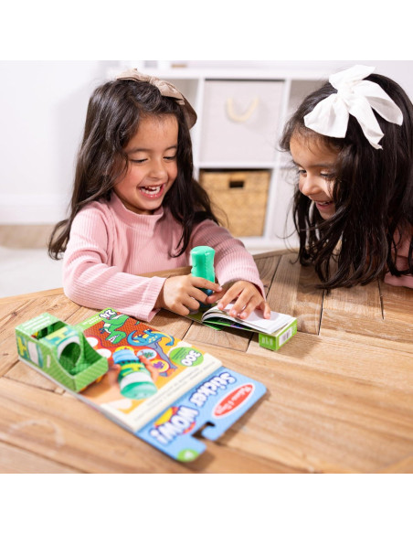 Melissa & Doug Sticker WOW! Dinosaurios 300 Calcomanías Melissa & Doug Sticker WOW! Dinosaurios 300 Calcomanías