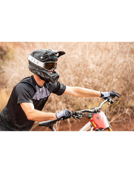 Gafas de Arena Fly Racing Focus Adulto Negro/Blanco Lente Ahumado Gafas de Arena Fly Racing Focus Adulto Negro/Blanco Lente Ahumado