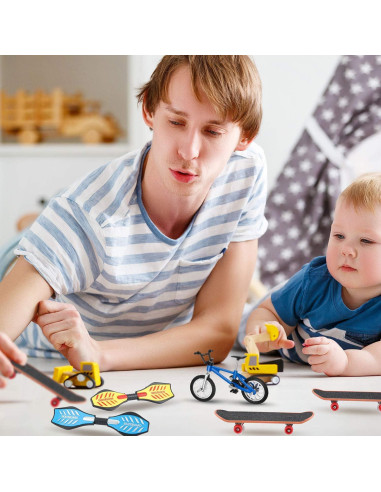 Set de Mini Juguetes para Dedos Gejoy - 31 Piezas Patinetas y Bicicletas