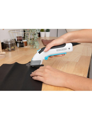 Tijeras eléctricas sin cable Black+Decker 4V Max, recargables USB