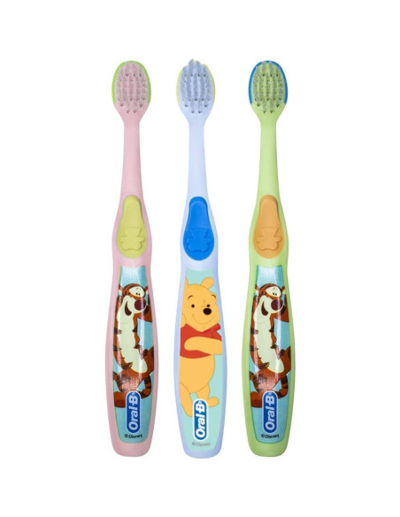 Cepillo de dientes manual Oral-B Baby Pooh 0-3 años, paquete de 3 Cepillo de dientes manual Oral-B Baby Pooh 0-3 años, paquete de 3