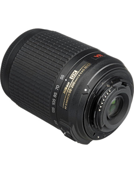 Lente Zoom Nikon AF-S DX VR 55-200mm f/4-5.6G ED IF Lente Zoom Nikon AF-S DX VR 55-200mm f/4-5.6G ED IF