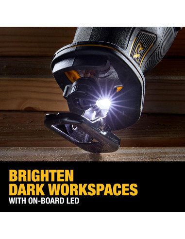 Sierra Recíproca Inalámbrica DEWALT 20V MAX DCS382B 2.86 cm