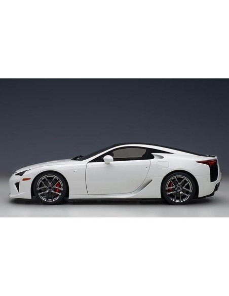 Modelo de Coche LFA Blanco Autoart 1/18 Techo de Carbono Modelo de Coche LFA Blanco Autoart 1/18 Techo de Carbono