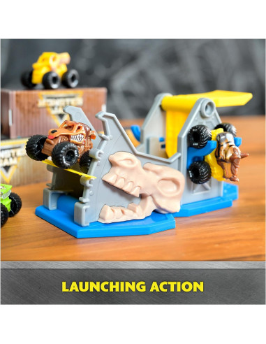Playset Monster Jam Earthshaker Boneyard Blaster con 10 Camiones