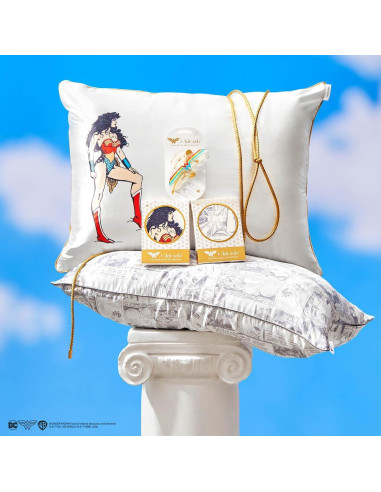 Funda de Almohada Kitsch Wonder Woman Satén Refrigerante 48x66cm