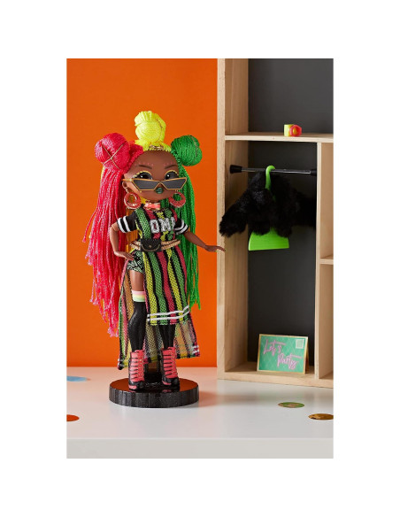Muñeca de Moda LOL Surprise OMG Reinas Sways 25.4 cm con 20 Sorpresas Muñeca de Moda LOL Surprise OMG Reinas Sways 25.4 cm con 20 Sorpresas