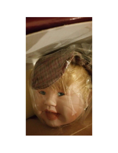 Figurita de Porcelana Pequeña Sherlock Kathy Barry 12 cm