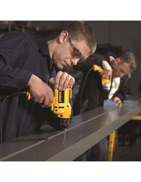 Taladro DEWALT DWD115K 8 Amperios 10mm Velocidad Variable Taladro DEWALT DWD115K 8 Amperios 10mm Velocidad Variable