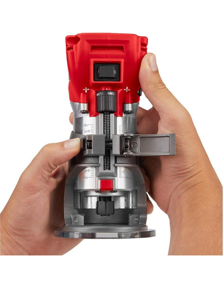 Router Compacto Inalámbrico Milwaukee M18 FUEL 18V 5Ah Router Compacto Inalámbrico Milwaukee M18 FUEL 18V 5Ah