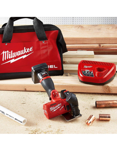 Kit Herramienta Corte Milwaukee 12V Inalámbrica Compacto