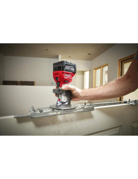 Router Compacto Inalámbrico Milwaukee M18 FUEL 18V 5Ah Router Compacto Inalámbrico Milwaukee M18 FUEL 18V 5Ah