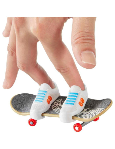 Patineta de Dedo Hot Wheels Tony Hawk con Zapatos Patineta de Dedo Hot Wheels Tony Hawk con Zapatos