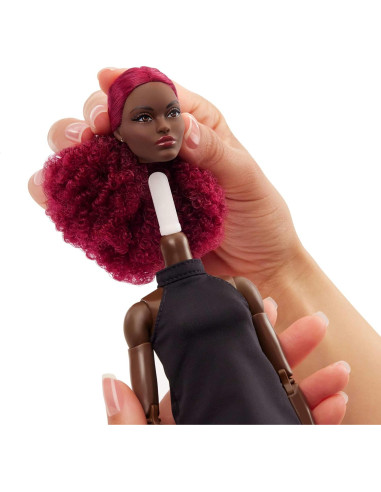 Muñeca Barbie Basics Modelo 03 con Vestido Negro y Botas