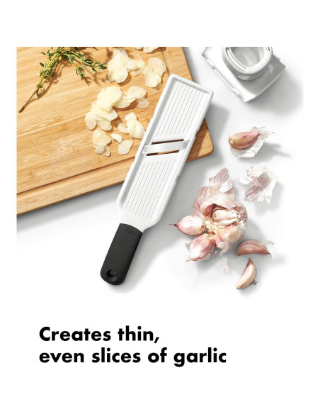 Cortador de Ajo OXO Good Grips Acero Inoxidable Blanco Cortador de Ajo OXO Good Grips Acero Inoxidable Blanco