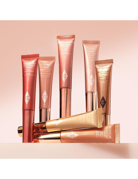 Iluminador Charlotte Tilbury Beauty Light Wand Goldgasm 32g Iluminador Charlotte Tilbury Beauty Light Wand Goldgasm 32g