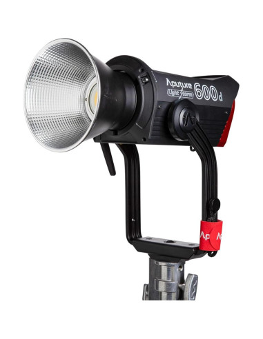 Luz LED Aputure Light Storm 600d 600W Montura Bowens