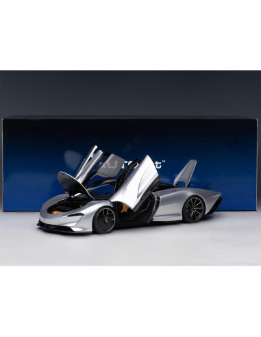 Autoart Speedtail Supernova Plata Metálico 1/18 con Accesorios
