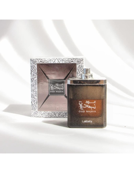 Perfume Oud Najdia Lattafa 100 ml Unisex Eau de Parfum Perfume Oud Najdia Lattafa 100 ml Unisex Eau de Parfum