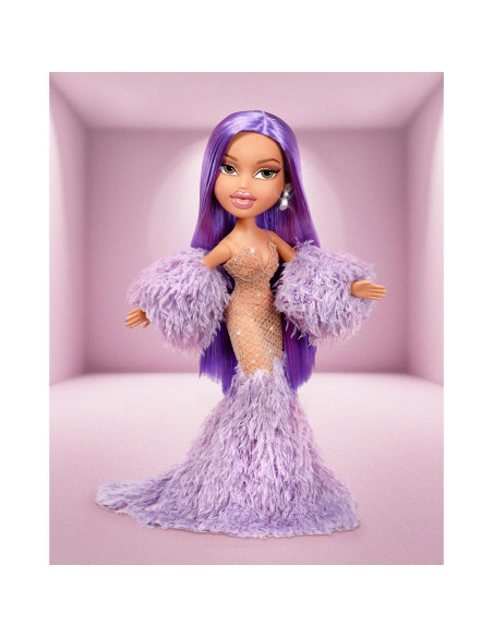 Muñeca Bratz x Kylie Jenner 60 cm con Vestido Premium Muñeca Bratz x Kylie Jenner 60 cm con Vestido Premium